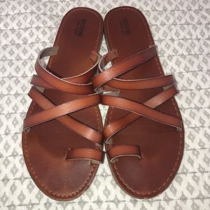 American Eagle Sandals
